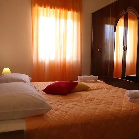 Apartman Vranjes * 트로기르